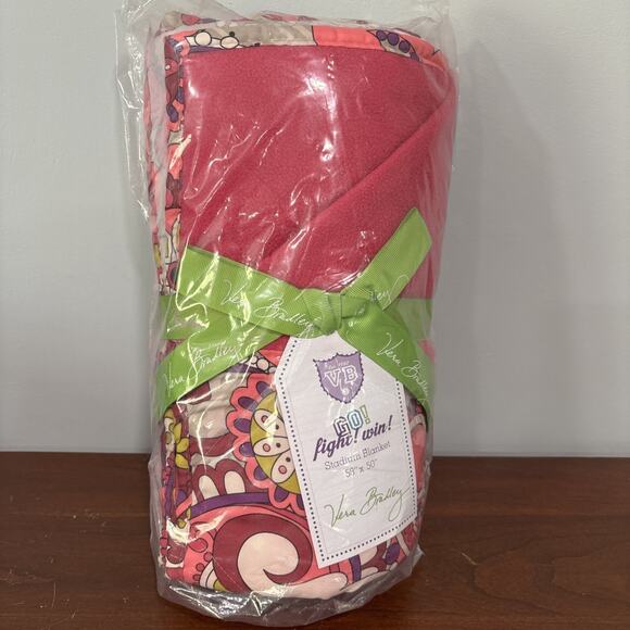 Vera Bradley Paisley Meets Plaid Stadium Blanket 58”x50” NEW - Picture 1 of 7